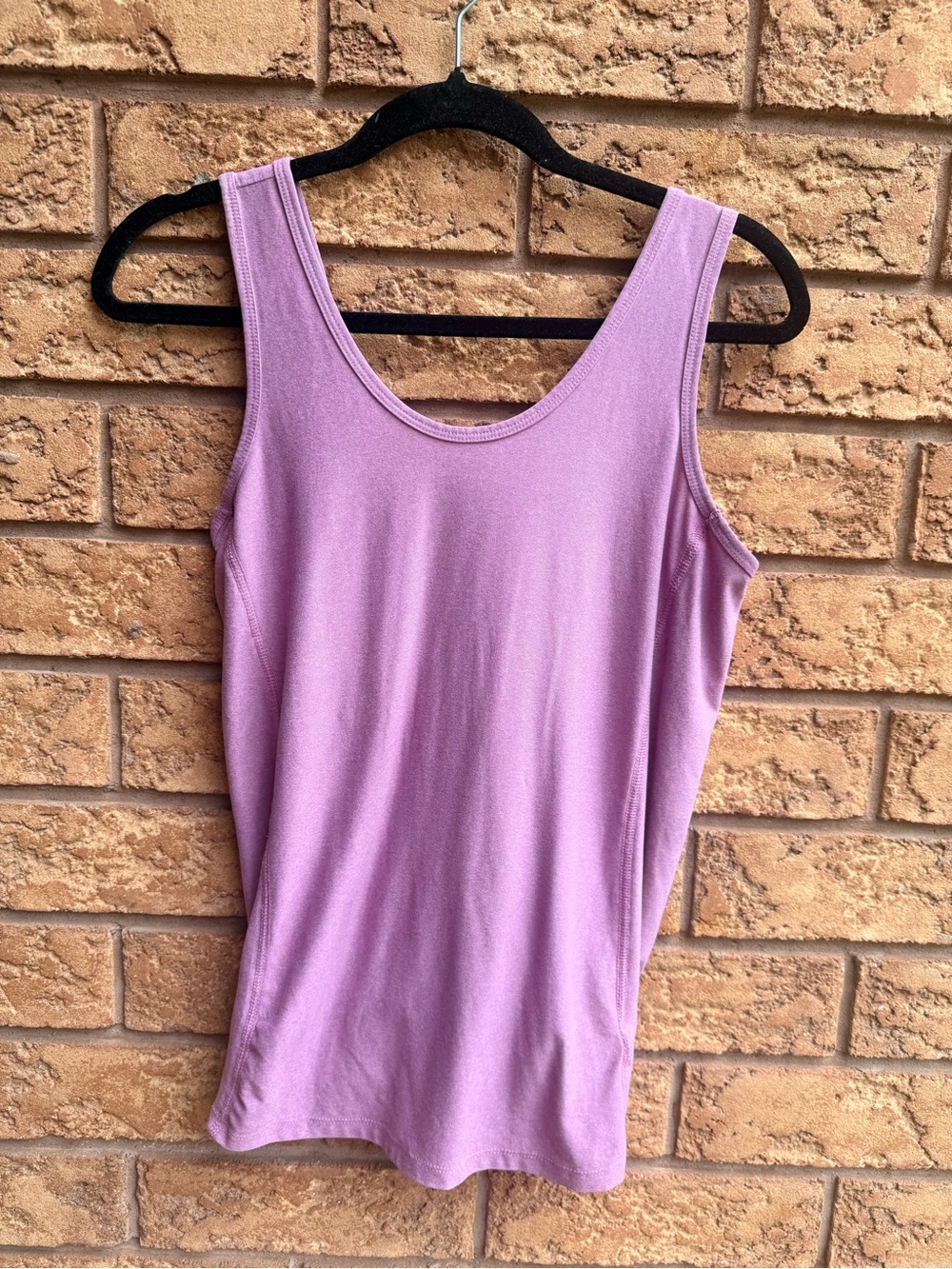 4/$25 • Old Navy Active Go Dry Knotted Detail Tank